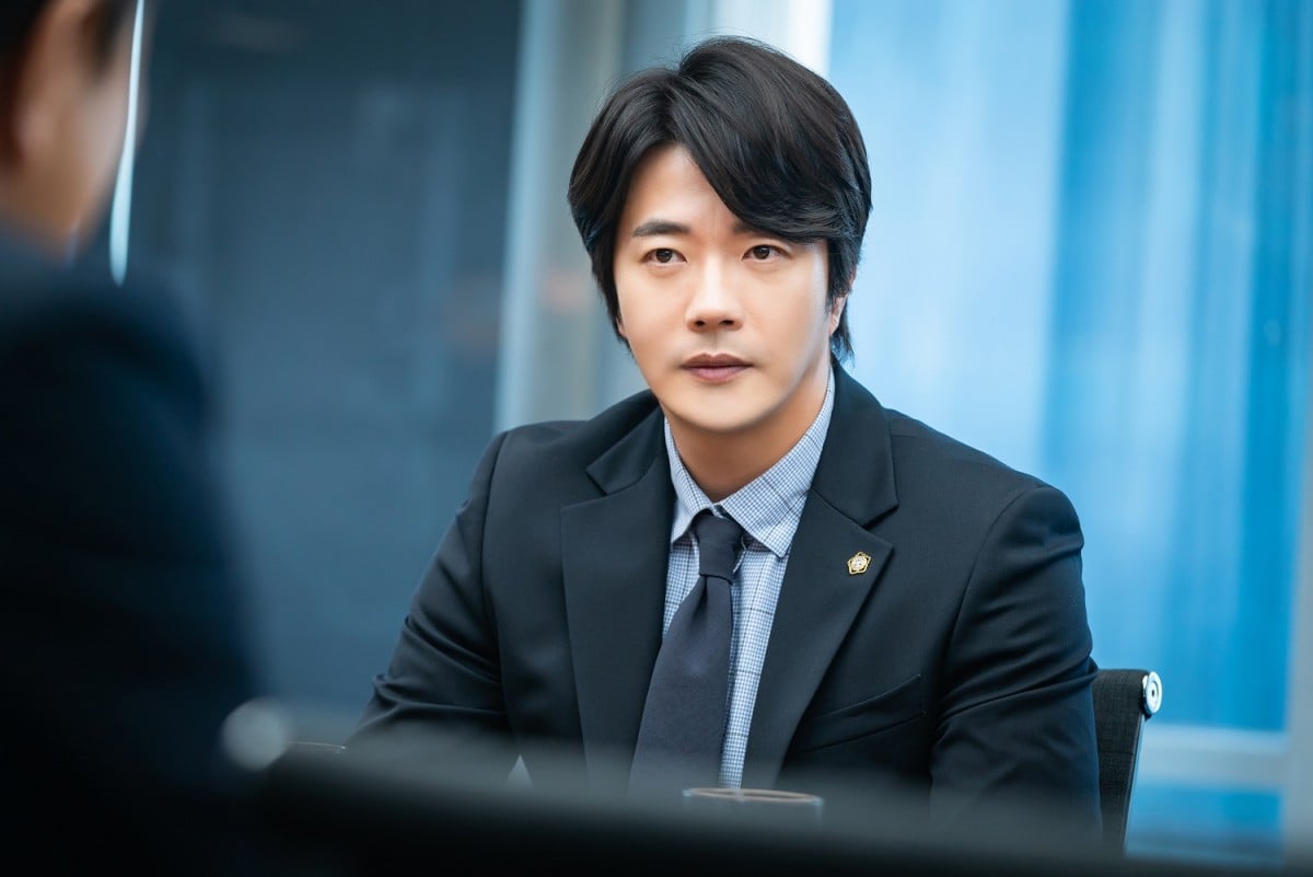セール2千円オフ！熱血弁護士 パク・テヨン～　全20巻　韓国ドラマ　クォウサンウ Amazon.co.jp: 熱血弁護士 パク・テヨン ~飛べ、小川の竜~ DVD