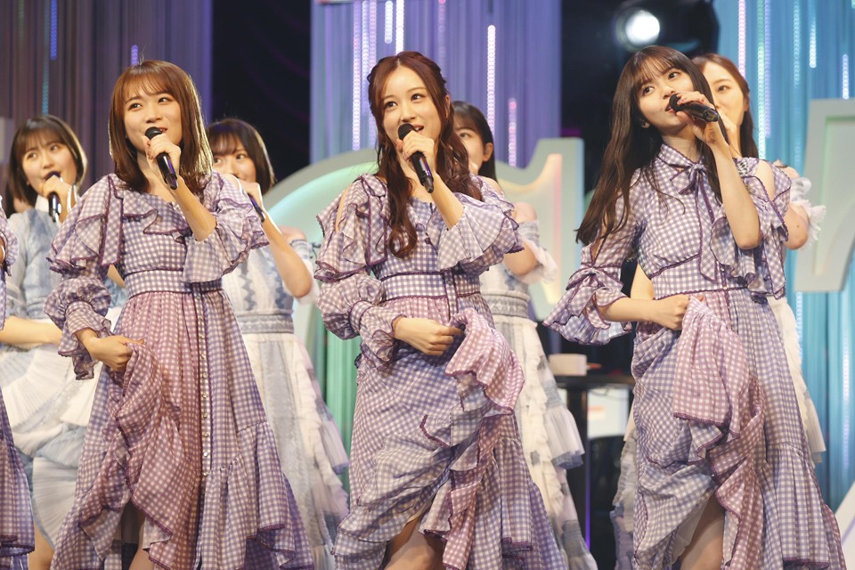Amazon.co.jp: 乃木坂46 生写真 生駒里奈 ぐるぐるカーテン