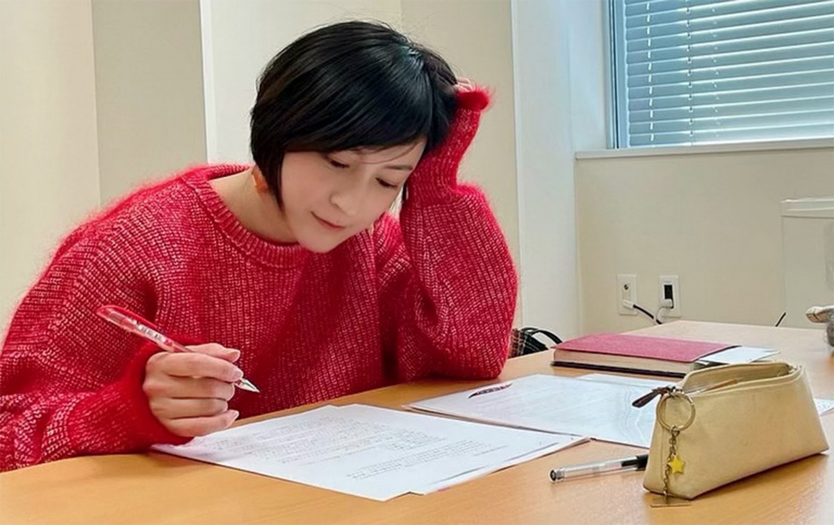 Bottom ゲーム・おもちゃ・グッズ 広末涼子 生ボイス入り目覚まし時計