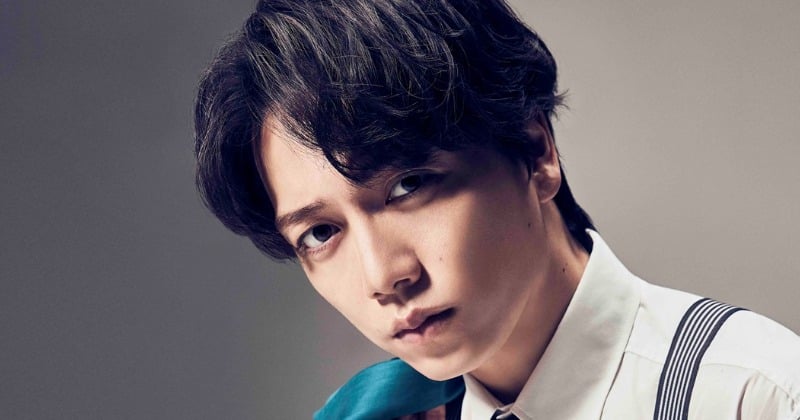 山崎育三郎、スーツスタイルでクールな表情 全国ツアーのメイン