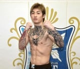 �B��Ƒ��t�@�C�^�[�E���{�@�ASNS�g�ߌ������h�̐^�Ӂu�ǓƂ������Ă�l�ɐ킢��͂������v�y�C���^�r���[�z 