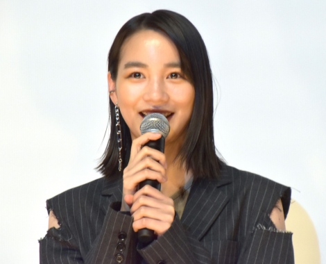 �f��wRibbon�x���J�������䂠�����ɓo�d�����̂� �iC�jORICON NewS inc. 