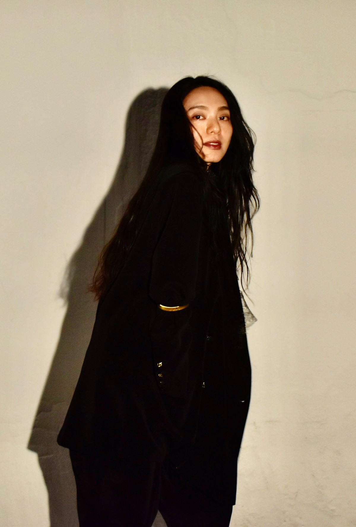 Cocco、今後メディアでは顔出ししないと発表 ストレス・体力消耗を