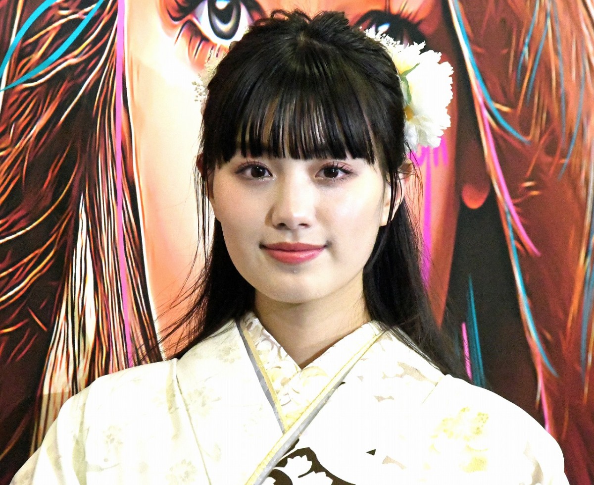 黒木千晶アイコラ 画像・写真 | 井手上漠、人生初の振袖姿を披露「はっちゃけちゃいました」 3枚目 | ORICON NEWS