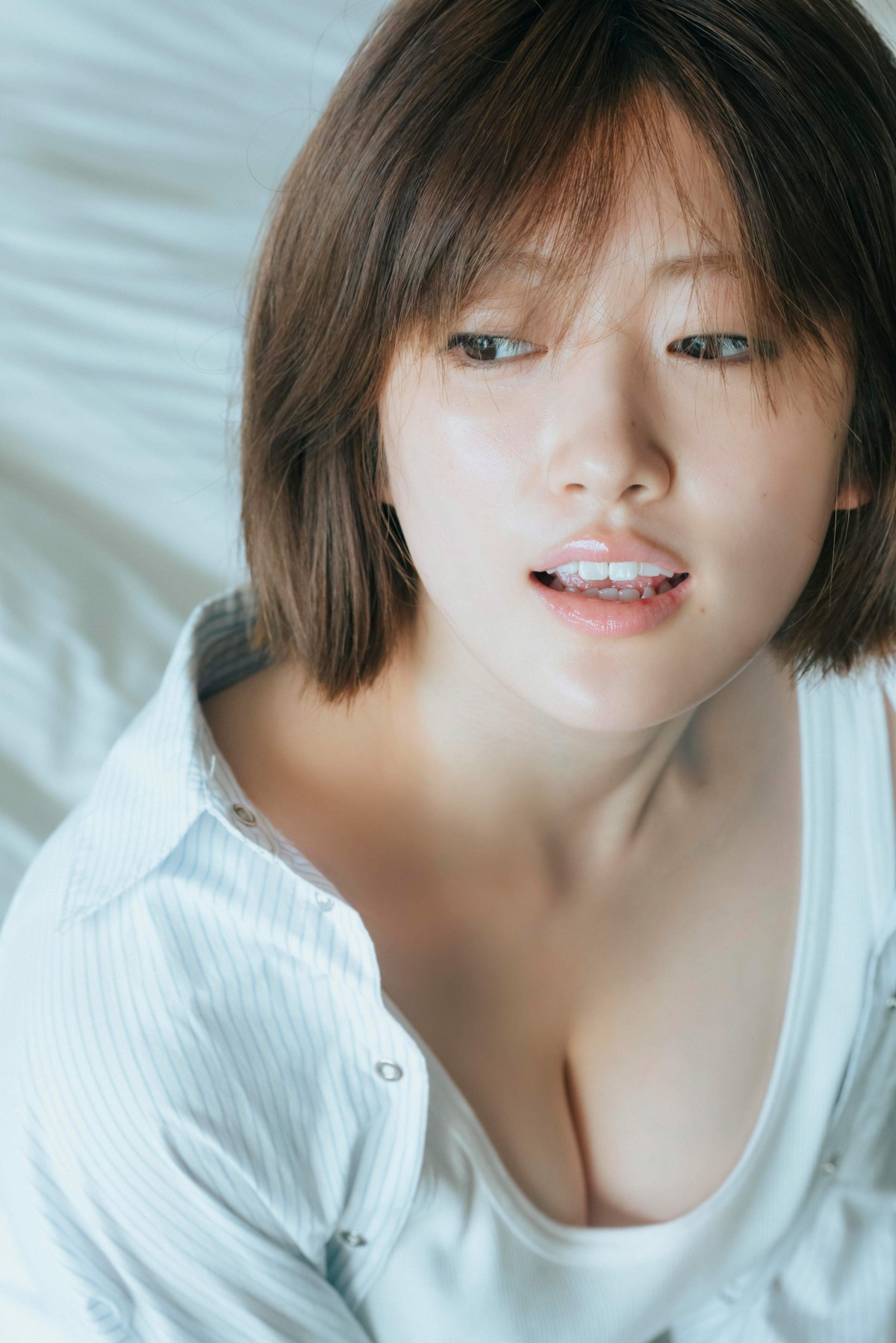 今、話したいの樋口日奈生写真 乃木坂46・樋口日奈の1st写真集発売、初のランジェリーカット
