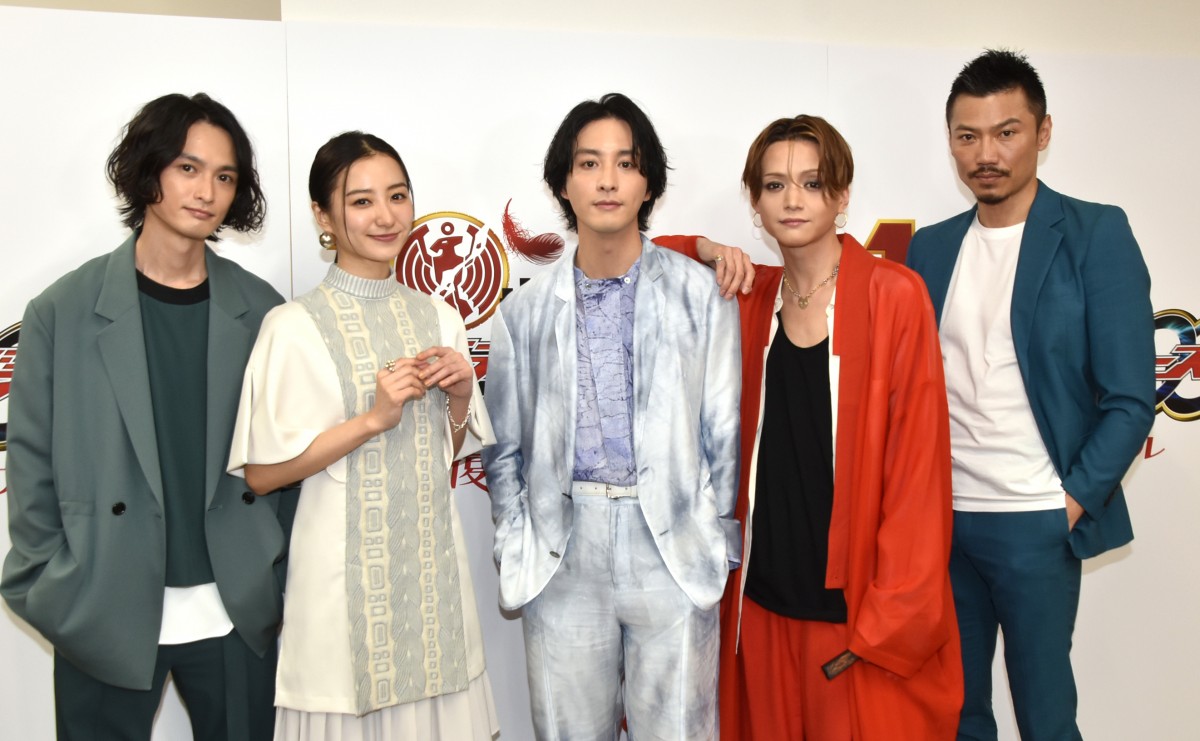 オーズ 復活のコアメダル』インタビュー 渡部秀&三浦涼介&高田里穂&君嶋麻耶&岩永洋昭が描いた“いつかの明日” | ORICON NEWS オーズ 復活のコアメダル』インタビュー 渡部秀&三浦涼介&高田里穂&君嶋麻耶&岩永洋昭が描いた“いつかの明日” | ORICON NEWS