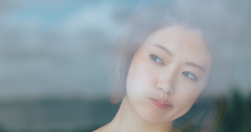 送料無料　沖ハナ-30 中古　ボリューム・不要機付　樋口日奈　乃木坂46 Amazon.co.jp: 乃木坂46樋口日奈1st写真集 恋人のように 楽天限定