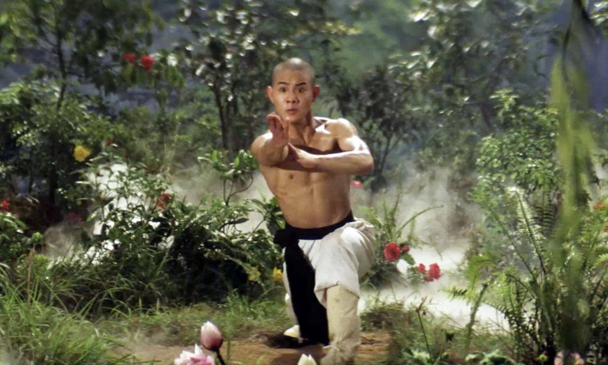 ジェット・リー、4つの武術を披露する『少林寺』本編シーンを