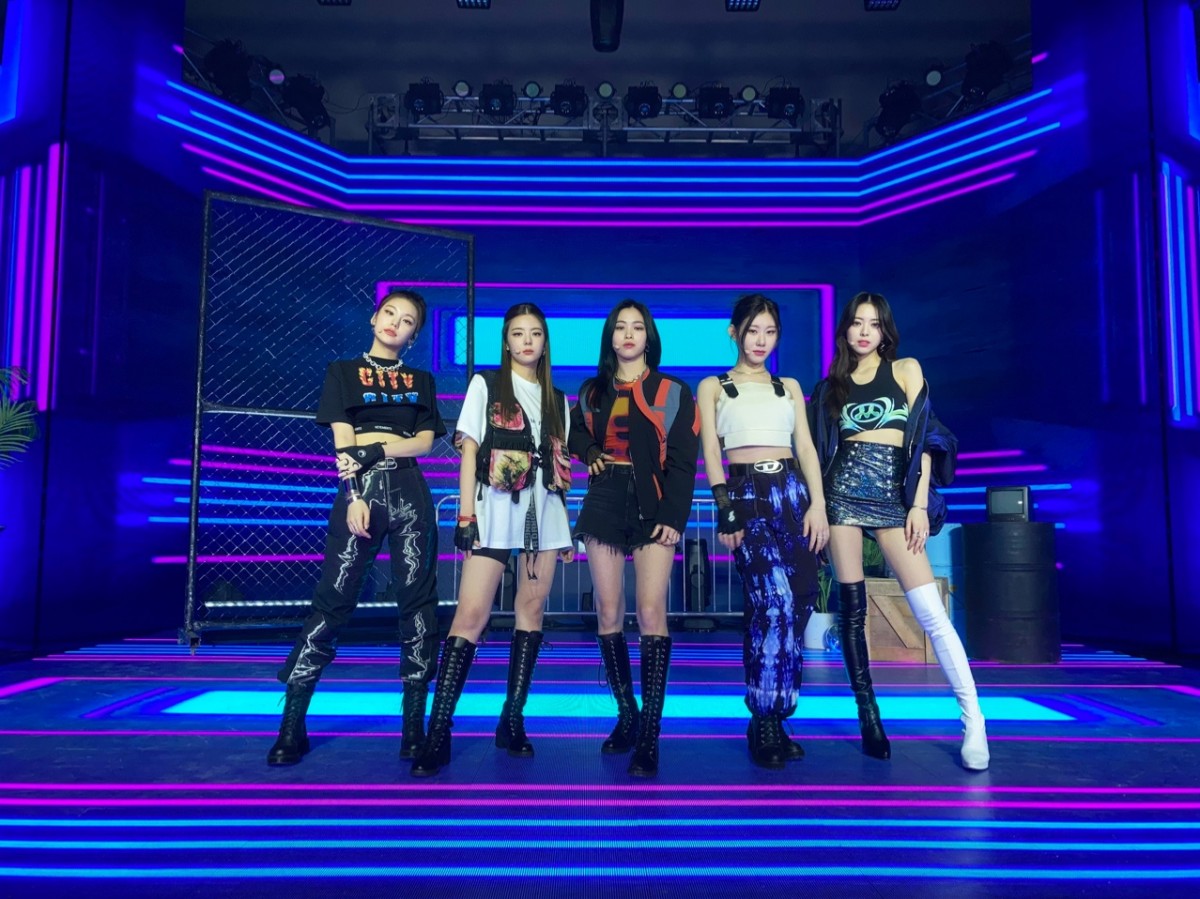 ITZY 、初の日本オリジナルシングル発売「とても感慨深いです