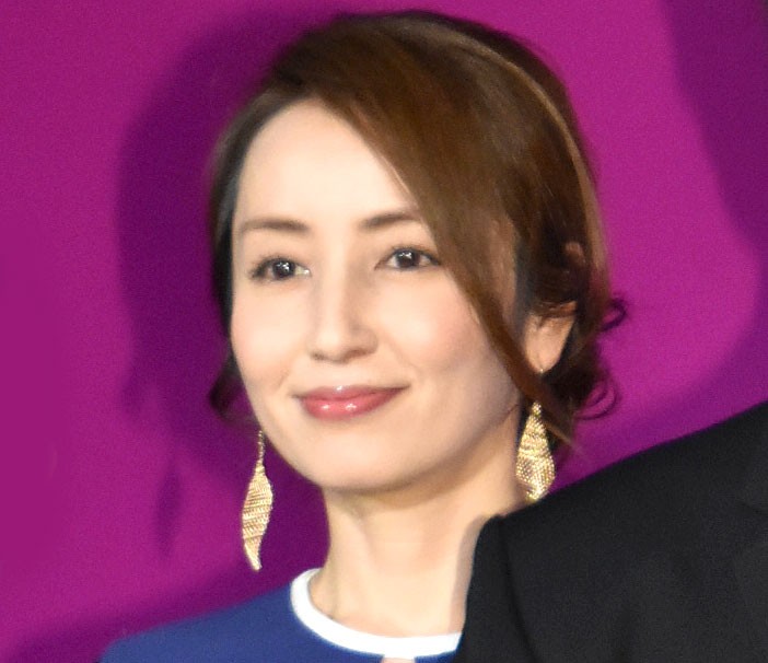 画像・写真 | 矢田亜希子、スリット透けスカートから美脚チラリ「女神」「いつ見ても美しい」 1枚目 | ORICON NEWS