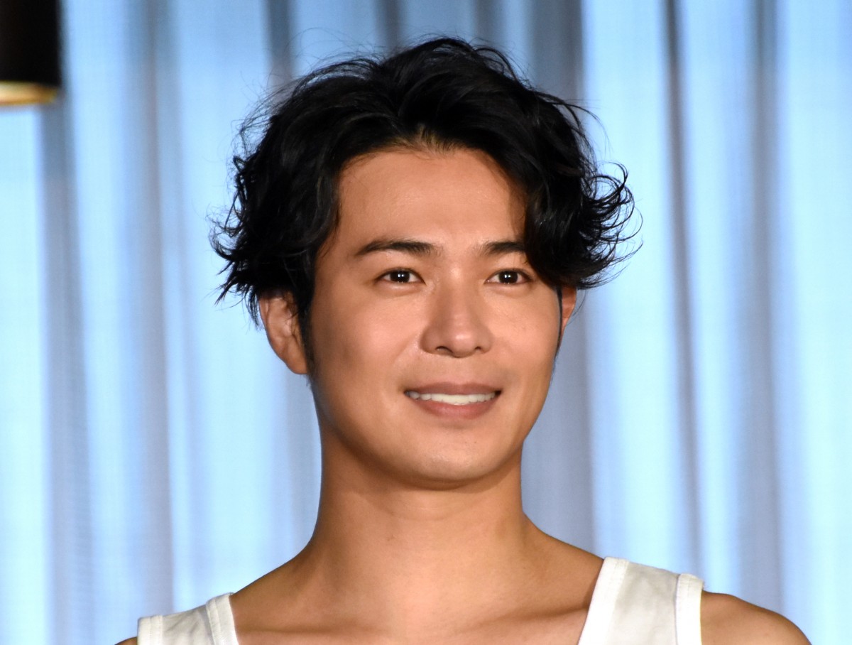 平方元基、デビュー10周年で単独初主演 下着姿で登場に疑問も「みんな