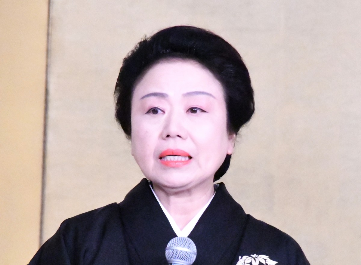 画像・写真 | 藤山直美、父・寛美さん追善公演は三十三回忌で