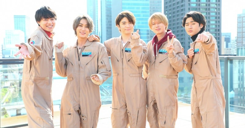 HiHi Jets『クリーナーズ』“お揃いつなぎ”で大阪上陸 過去に5人で行っ