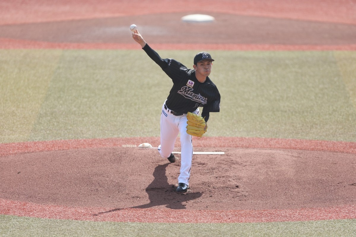 千葉ロッテマリーンズ　佐々木朗希　完全試合モデル 千葉ロッテマリーンズ 佐々木朗希 完全試合 球場配布 限定カード