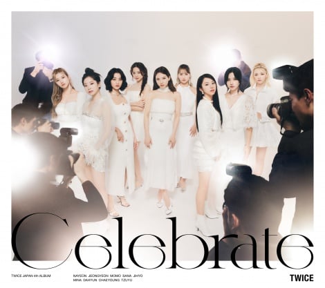 TWICE4枚目の日本オリジナルアルバム『Celebrate』初回限定盤B 