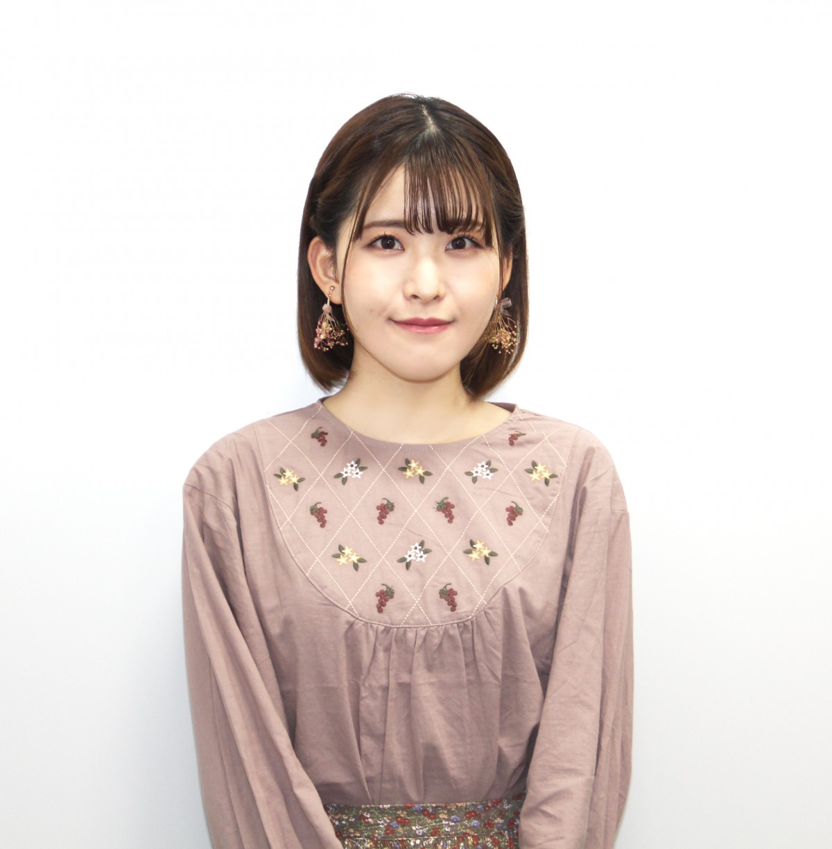 石見舞菜香、24歳の誕生日で宝物公開 母の育児日記に感動続々「泣ける