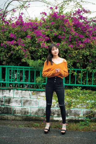 モーニング娘。'24 岡村ほまれ 19歳バースデー Tシャツ Lサイズ Amazon.co.jp: モーニング娘。'24 岡村ほまれ バースデーT＋L判