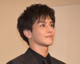 ��c���T�A���Ƃ̎B�e�Ŏ����u�l�Ԃ���Ȃ��v �V�ؗD�q�͏Ί�ɃL���� 