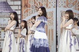 乃木坂46「10th YEAR BIRTHDAY LIVE」DAY2にOGの白石麻衣(中央)が登場 