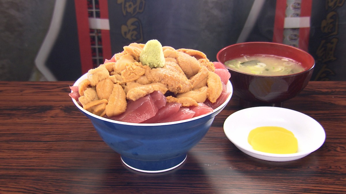 オモウマい店　丼セット　ステッカー付き オモウマい店』小サイズで切り身70枚の「キハダマグロ丼」登場