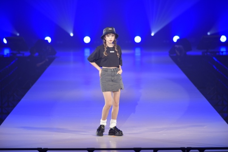 wKuu Presents SAPPORO COLLECTION 2022 SPRING/SUMMERx̖͗l(C)SAPPORO COLLECTION 