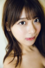 “グラビア界のスーパールーキー”まるぴ、デビュー半年で『週プレ』表紙ゲット