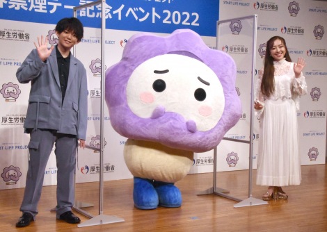 �w�ߘa4�N�x�X�}�[�g�E���C�t�E�v���W�F�N�g�x�C�x���g�ɏo�Ȃ����i������j���ۗ���A���ނ������A�������� �iC�jORICON NewS inc. 