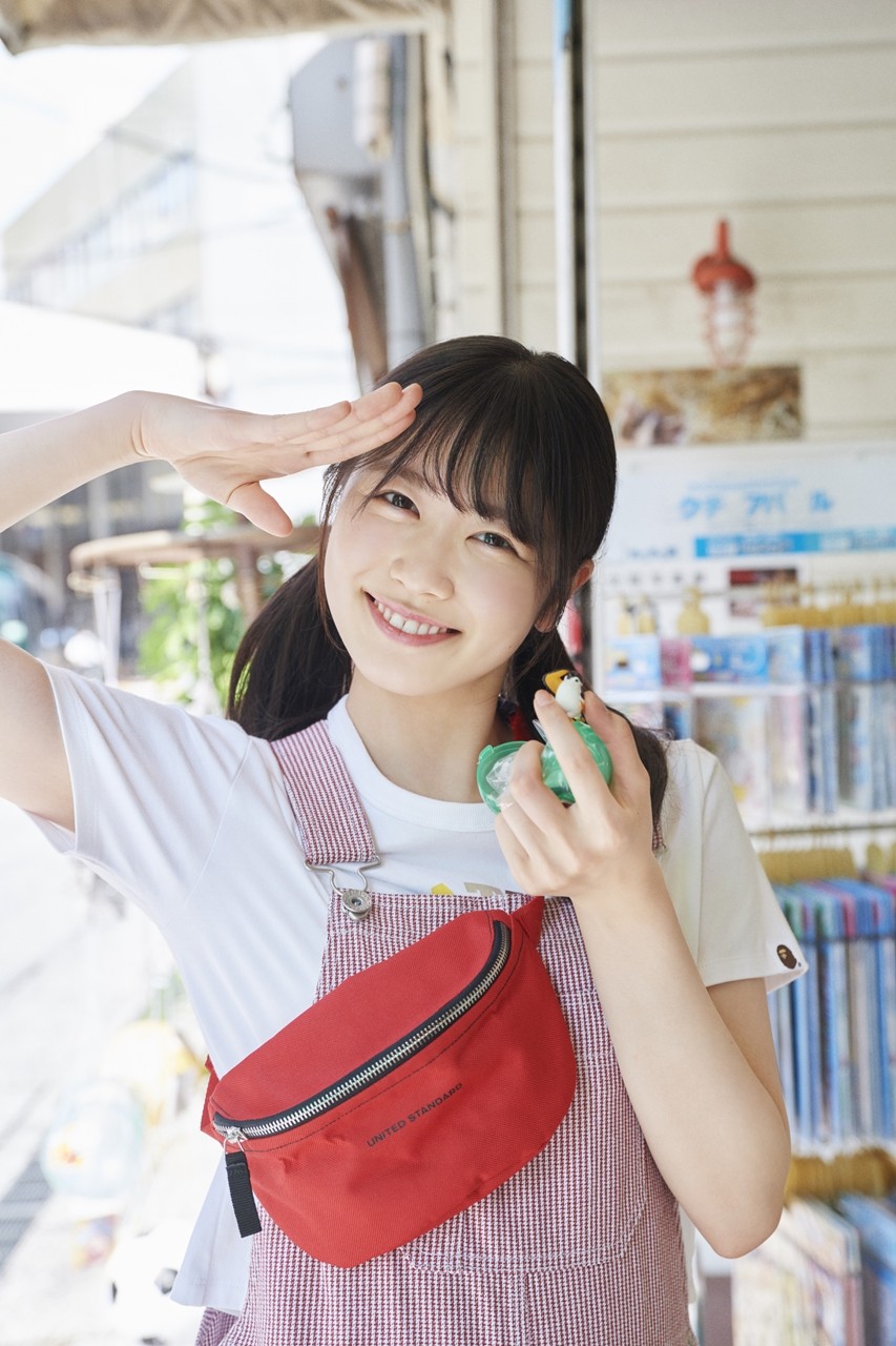 丹生明里 日向坂46 ガラス窓 ハロウィン オープニング 生写真 12種コンプ Amazon.co.jp: 日向坂46 ランダム生写真 ドレミソラシド音符衣装
