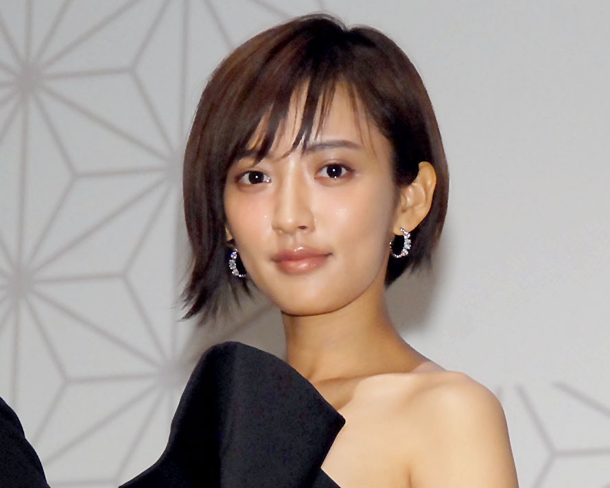 画像・写真 | 夏菜「切ったーー！」 キュートな“ミニボブ”ヘアに反響「やっぱりショートが似合う！」「バリ可愛いか～」 1枚目 | ORICON  NEWS