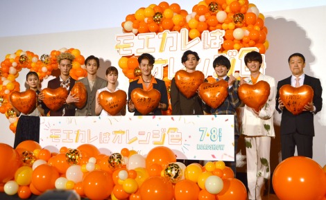 （左から）永瀬莉子、上杉柊平、鈴木仁、生見愛瑠、岩本照、古川雄大、浮所飛貴、藤原大祐、村上正典監督 （C）ORICON NewS inc. 
