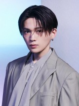 FANTASTICS���ؗE���A�g�����A�o���̊����j�q�h���ɋN�p �o���Ċ�̐S��h���Ԃ� 