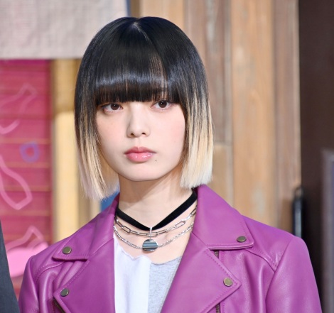 �h���}�w�Z�{�؃N���X�x���씭�\�L�҉�ɓo�ꂵ������F���� �iC�jORICON NewS inc. 