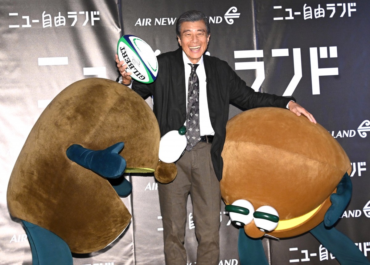 LECuU[YɃ^bNΊȊڂЂ낵=wj[RhxIڔ\ (C)ORICON NewS inc. 