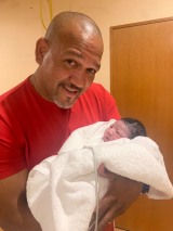 ���~���X���̍ȁE���ۂ���A��4�q�j���o�Y��񍐁u3060g�̌��C�Ȓj�̎q�̓p�p�ɂ�������v 