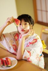 �g��p��̔����`�A���[�_�[�h�`�����`�����u�ʐ^�W�v13�� �u�قڕ��𒅂Ă��Ȃ��󋵁v�Łg�����̃X�^�C���h���I 