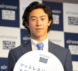 �G�A�E�B�[�u�̐V���i���\��ɏo�Ȃ����l�C�T���E�`�F�� (C)ORICON NewS inc. 