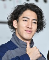 ���j�i�C�g�h���}�wNICE FLIGHT!�x���씭�\��ɓo�d��������E�� �iC�jORICON NewS inc. 