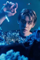 画像・写真 | TXTヨンジュン『SPUR』表紙登場 グラビアでは強烈な視線