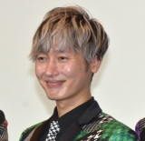 �w�X�[�p�[�퓬 ����W���[ �ǂ���������Ɓx�̊�����I���䂠�����ɓo�d��������E����đ� �iC�jORICON NewS inc. 