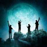 GReeeeN��92�AB���[�O�u�����S�[���f���L���O�X�v�V�[�Y���������o�ɏA�C �G���^�����������s��ڎw�� 