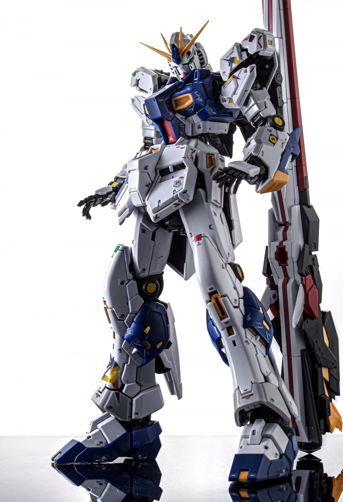 福岡のνガンダム”に出会った感動をガンプラで「立像見て感じた僕たちを