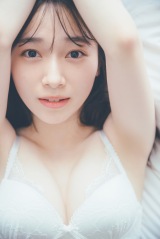 画像・写真 | 櫻坂46守屋麗奈、真っ白なレースランジェリーで寝ころびカット 特典ポストカード第4弾 1枚目 | ORICON NEWS