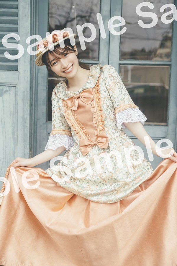 画像・写真 | 櫻坂46守屋麗奈、白肌あらわにベッドで膝立ち 「まるで