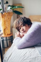 佐藤寛太、昨年6月発売の「写真集」2位 親友・北村匠海が