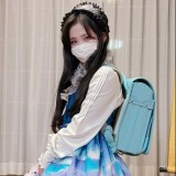 �����B�^���Ƀ����h�Z���A�����̍D���ȃt�@�b�V�������т��Ă���[���킩�Ȃ��� 