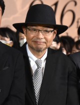 �w���ق̃p���[�h�x�C�G���[�J�[�y�b�g�A���C�o���ɓo�ꂵ���c���_�� (C)ORICON NewS inc. 