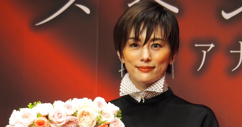 米倉涼子 総額1億円のパールに負けない存在感 いろんな意味で重い Oricon News