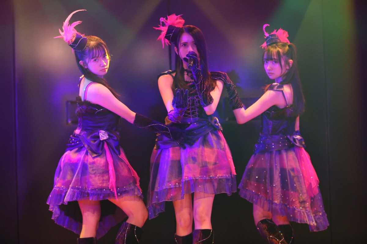 AKB48 劇場盤　限定　チェキ　生写真　17期　13枚セット　2月限定 AKB48 net shop限定 17周年記念個別生写真5枚セット | AKB48