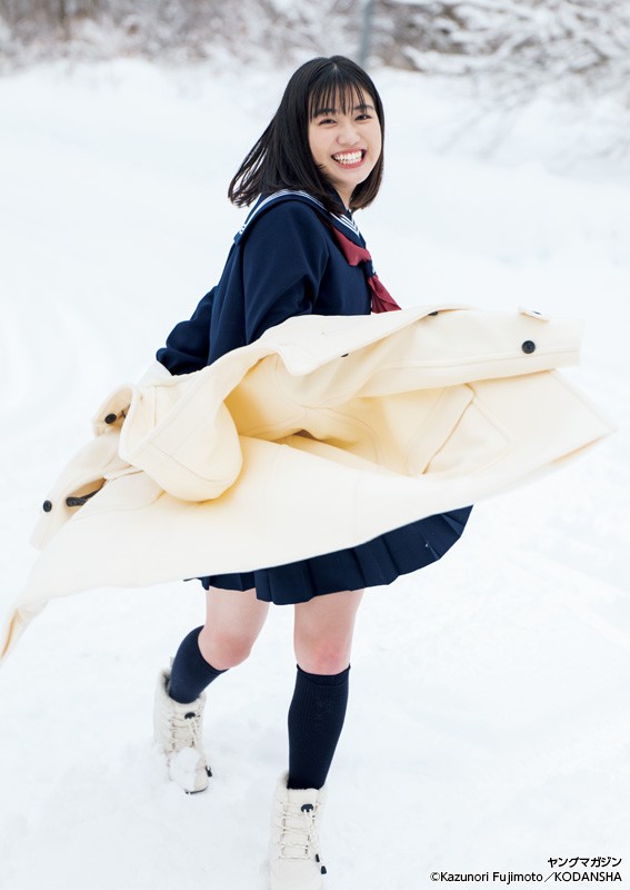 ミスマガ2021」和泉芳怜、1st写真集の特別カット先行解禁 大胆な