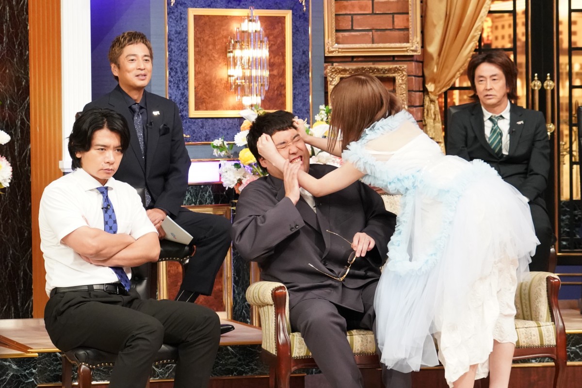 5̃oGeB[wׂ007x̖͗l(C){er 